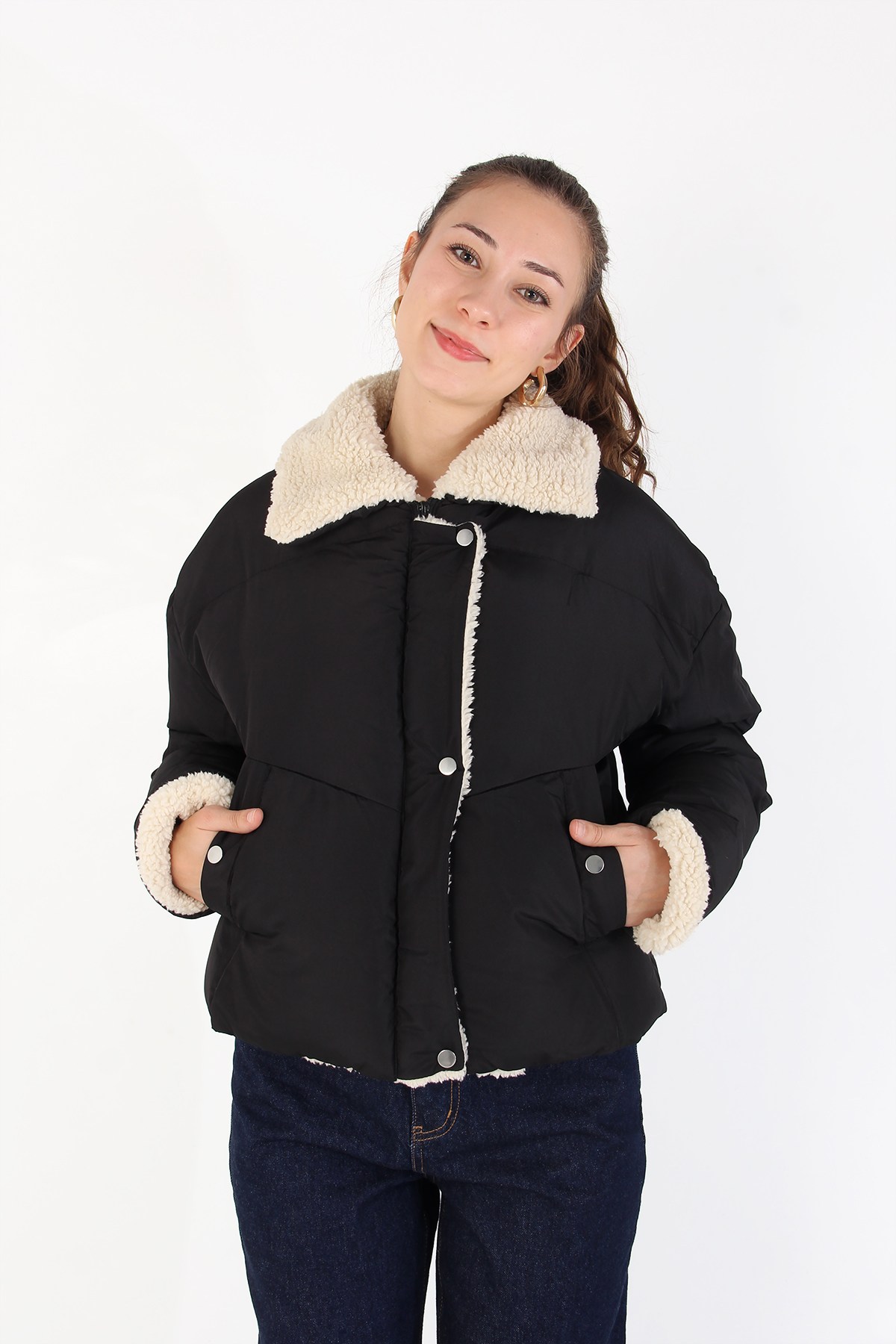 Y-0152 Kolu ve Yakası Peluş Şişme Mont