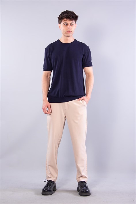 10012 O Yaka Triko T-shirt
