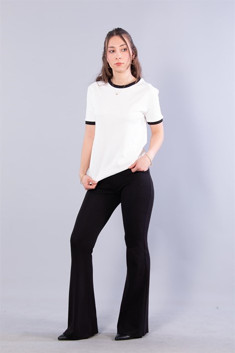 2943 Kol Ucu Yakası Şeritli O Yaka T-shirt