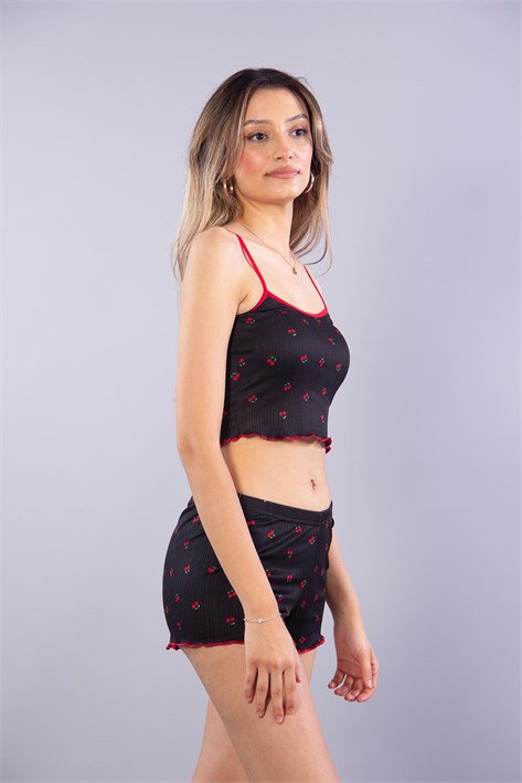 3403 Kiraz Desenli İp Askılı Şortlu Göğsü Kaplı Pijama Takımı