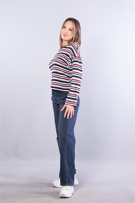 4468 O Yaka Çizgili Sweat