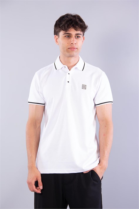 8261 Ayaklı Yaka Kol Ucu Çizgili Kısa Kol T-shirt