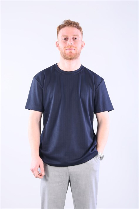 Modal Kumaş Kendinden Çizgili O Yaka T-shirt