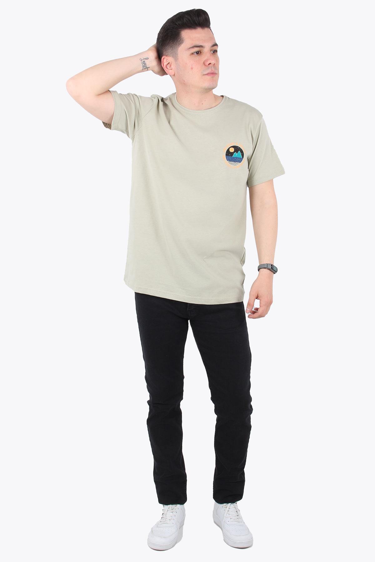 T-shirtmckanzie02 The World İs Manzara Baskılı T-shirtkadınerkek