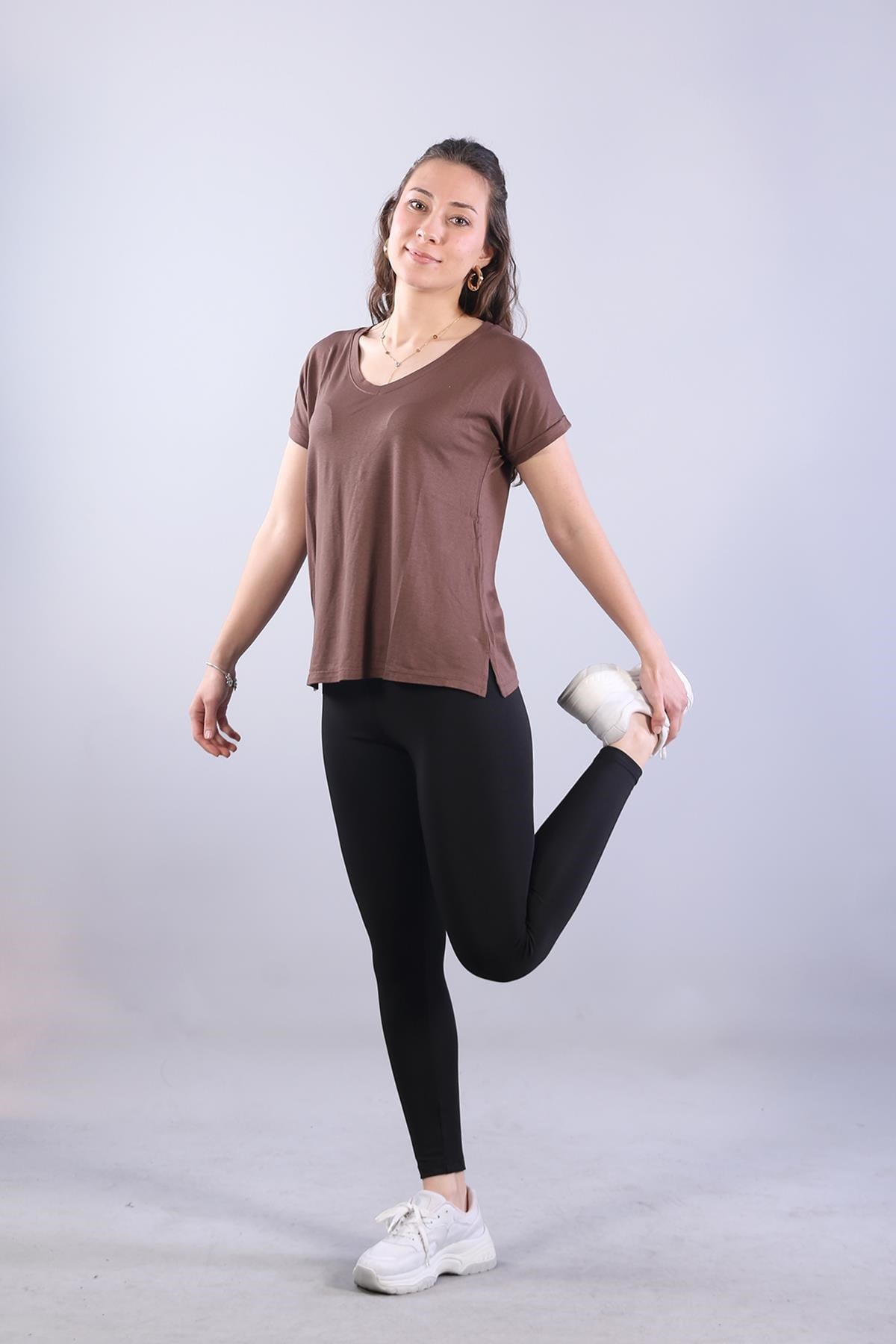 Bodymckanzie2000 V Yaka Yırtmaçlı Bodykadınerkek