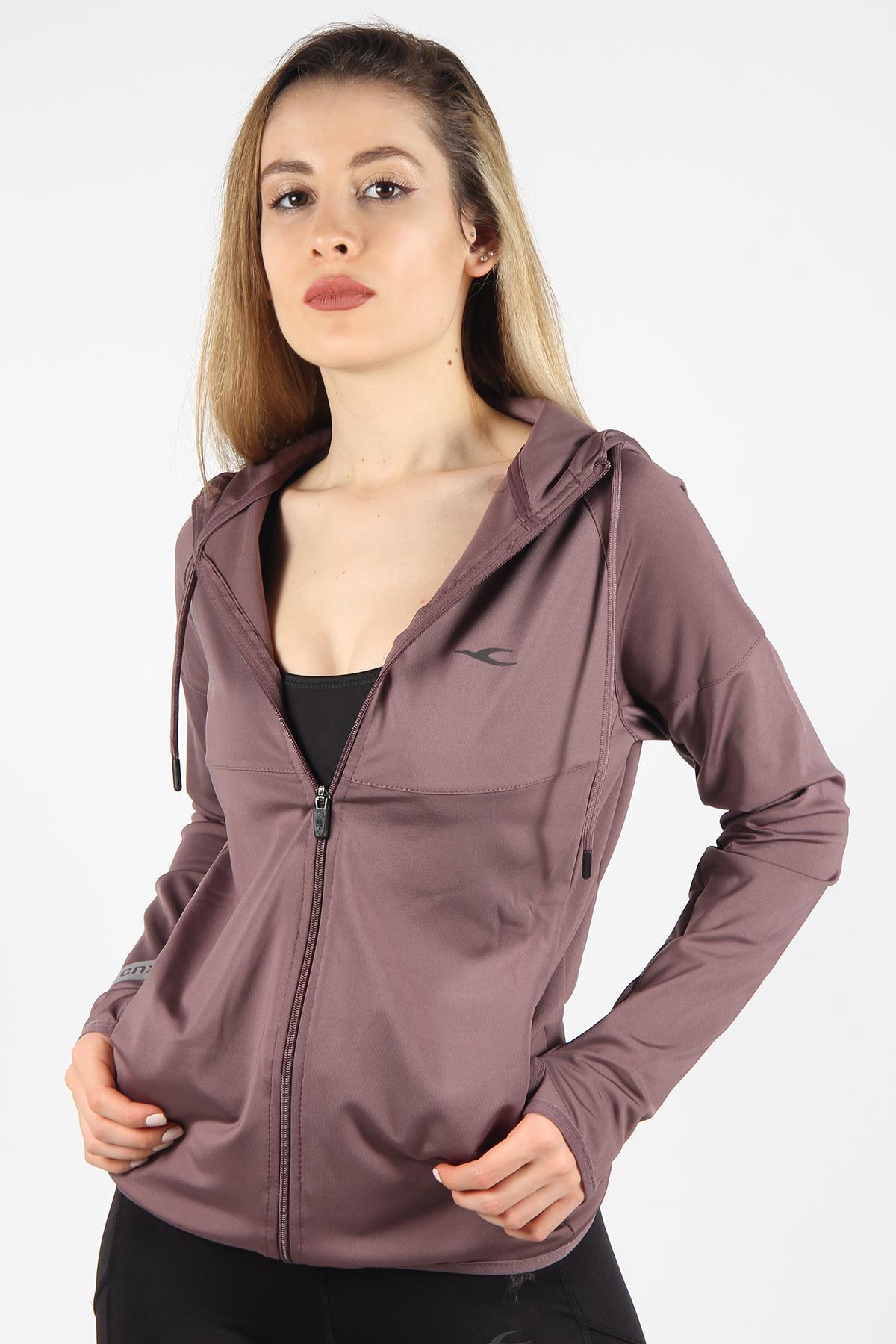 Eşofman Üstümckanzie3413 Dalgıç Fermuarlı Üst Eşofman (4150)Aradığınız Eşofman Üstü En Uygun Fiyatlar ile mckanzie 'de.
kadınerkek