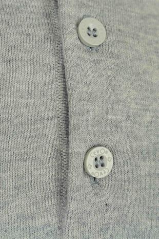 %100 Pamuk Düğmeli Açık Gri Polo Yaka Triko Tişört