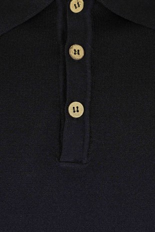 İki Renkli Çizgili Tasarım Siyah Triko Tişört