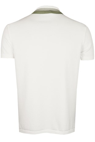 Yaka Ve Ön Orta Detaylı Tasarım Beyaz Triko Tişört