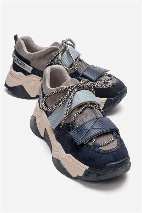98-65140-19-LACIVERT SUETLULEN Lacivert Süet Yazılı Cırtlı Kadın Spor Sneaker