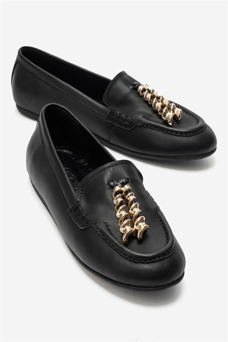176-302-1-SIYAH CILTNOWELL Siyah Cilt Hakiki Deri Metal Fiyonklu Kadın Loafer Ayakkabı