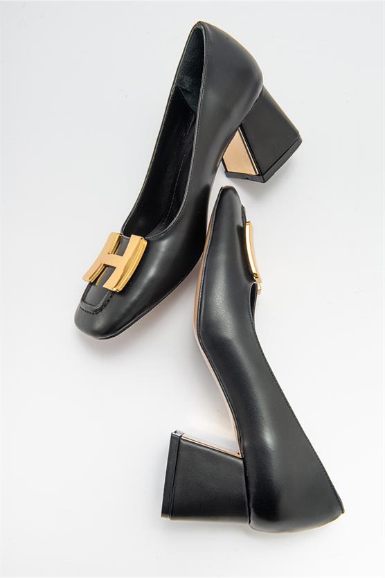 130-5110-2-SIYAH/ALTIN TOKALIELOİS Siyah-Altın Tokalı Kadın Topuklu Ayakkabı