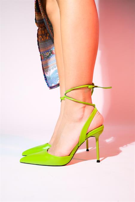 225-5169-3-YESILBONJE Yeşil Sivri Burun Kadın İnce Topuklu Ayakkabı