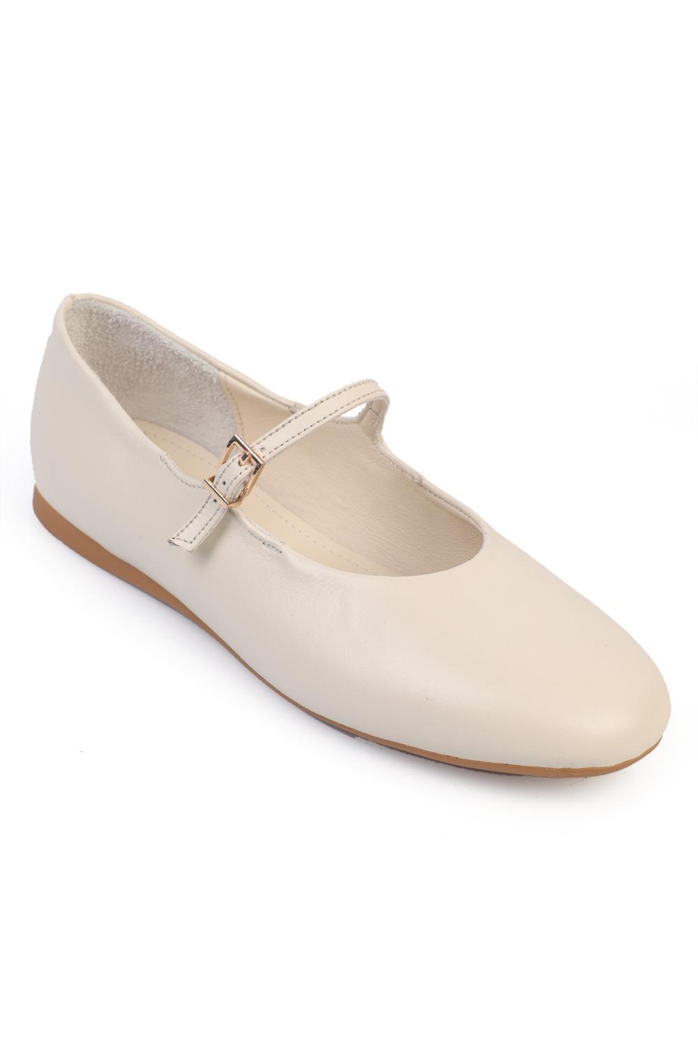 Capone Outfitters S27 Women White Ballerina
