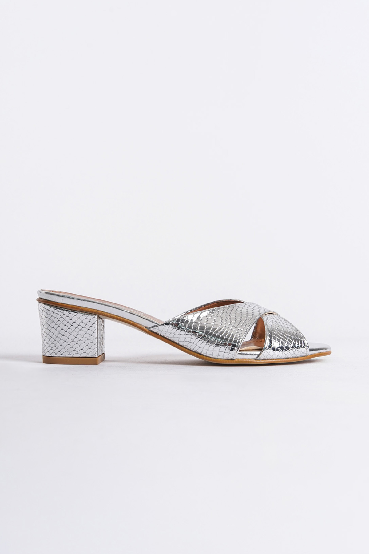 Capone Taya Cross Band Women Silver Sandals