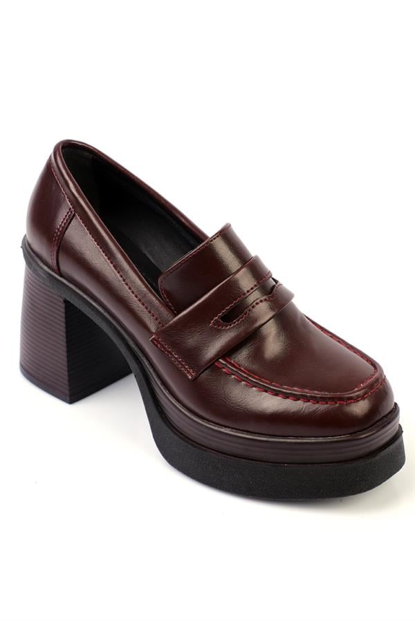 Capone 1003 Round-Toe Mid-Heeled Women Burgundy Loafers
