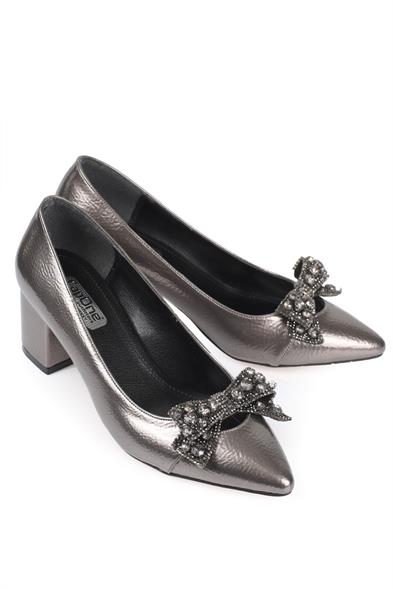 Capone Odele 645 Women Platinum Heel Cristal Embellished Bow Tie Shoes image 5