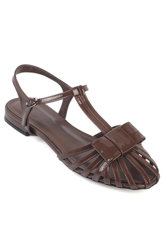 Capone Amara Lattice Braided Women Patent Brown Ballerinas