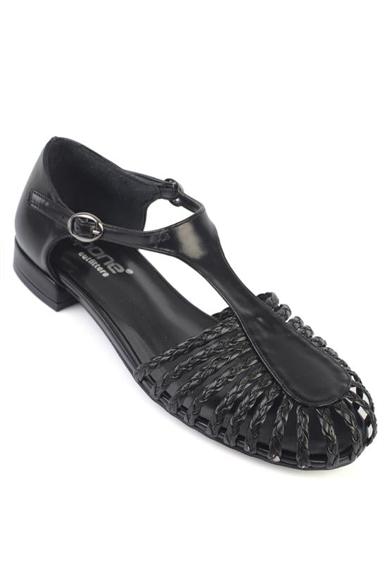 Capone Arleen Woven Low Heel Women Black Ballet Flat