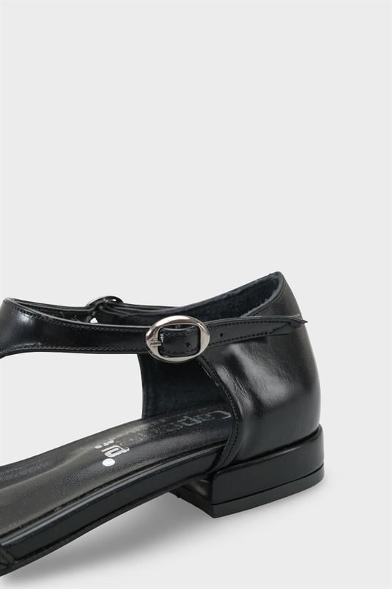 Capone Arleen Woven Low Heel Women Black Ballet Flat image 5