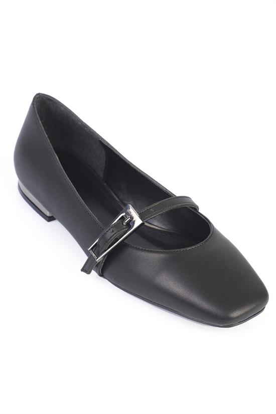 Capone Blunt Toe Short Heeled Metal Buckled Women Black Ballerinas image 1