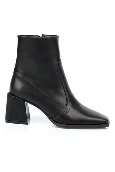 Capone Blunt Toe Side Zipper Woman Booties image 4