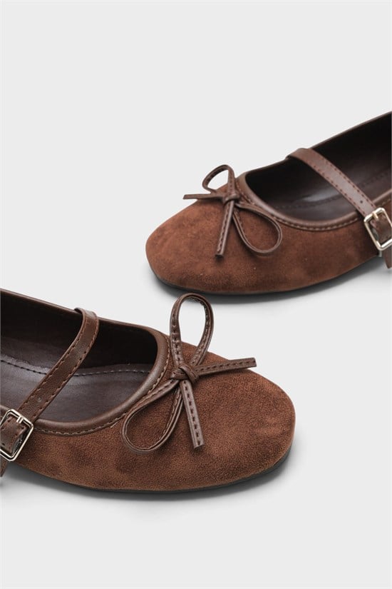 Capone Chandal Suede Look Mary Jane Shoes image 5