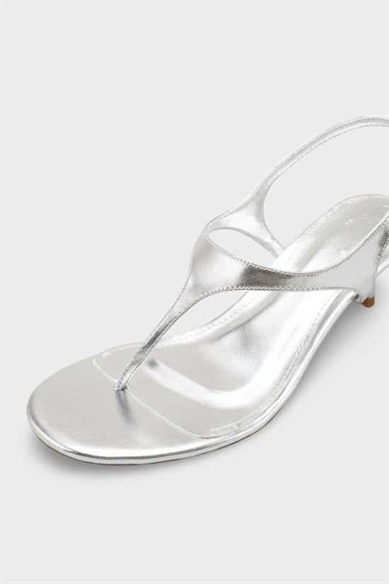 Capone Corella Round Toe Mid Heel Toe Post Women Metallic Silver Shoe image 4