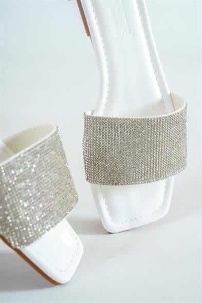 Capone Marga Crystal Embellished Single Band Flat Heel  Quilted Woman Sandals image 2