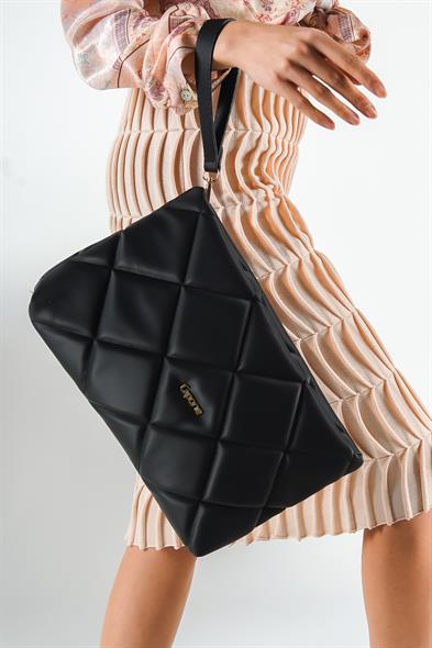 Capone Eiffel Women Black Wrislet image 5