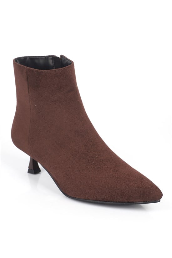 Capone Essie Women Sued Brown Ankle Boot