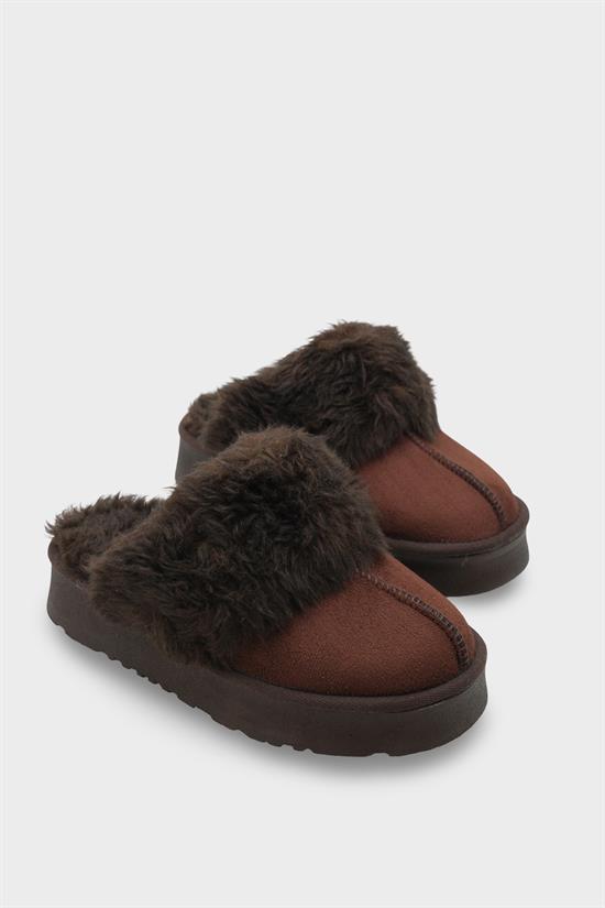Capone Furry Closed Toe Women Sued Brown Slippers image 4
