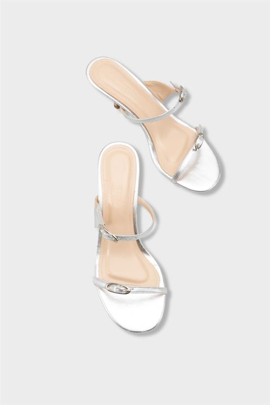 Capone Gerda Toe Double Buckle Mid Heel Elegant Women Metallic Silver Sandal image 5