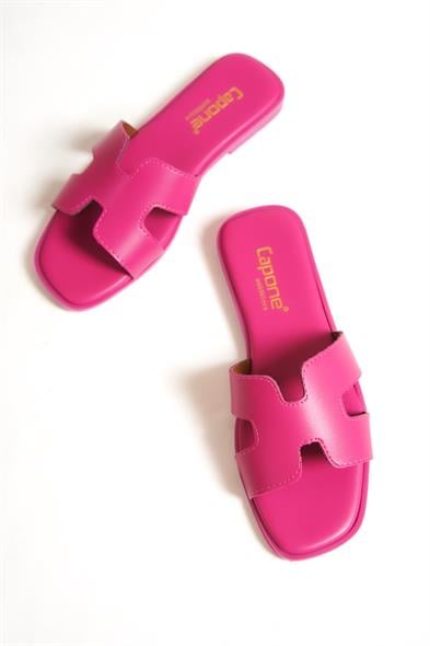 Capone Halsey Women Fuchsia Slide Flat Sandals image 2
