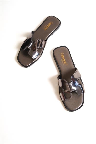 Capone Halsey Women Platinum Slide Flat Sandals image 2