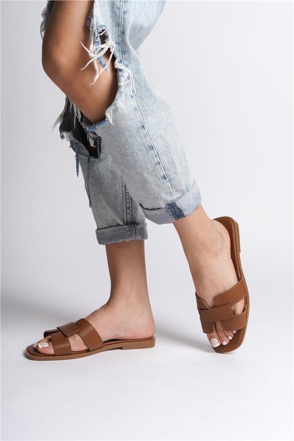 Capone Halsey Women Tan Slide Flat Sandals image 4