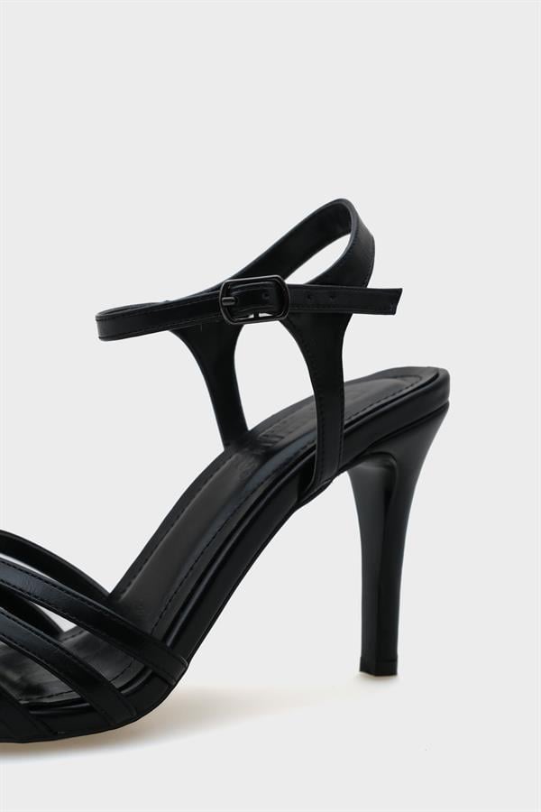 Capone Heeled Lattice Braided Ankle Strap Women Black Sandals image 6