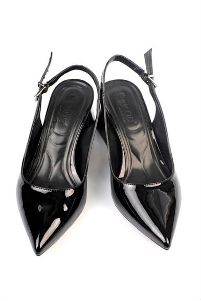 Capone Ruby Soft Padded Insole Women Black Heeled Shoes image 4