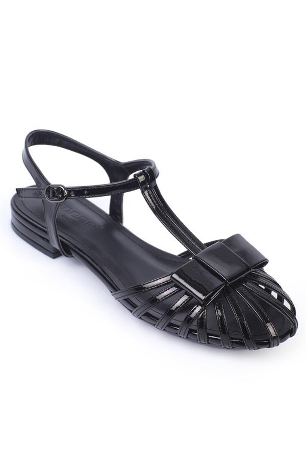 Capone Amara Lattice Braided Women Patent Black Ballerinas