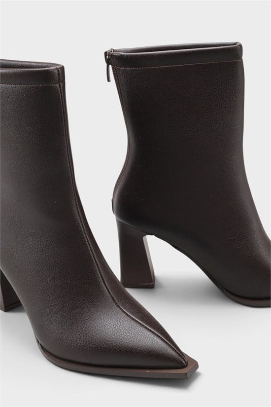 Capone Lizzie Pointed Toe Block Heel Back Zip Elegant Women  Ankle Boot image 4