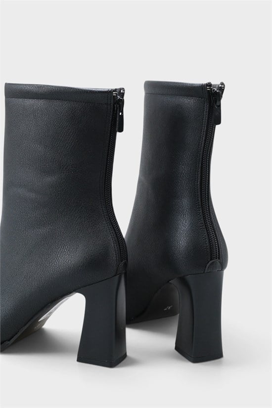 Capone Lizzie Pointed Toe Block Heel Back Zip Elegant Women  Ankle Boot image 5