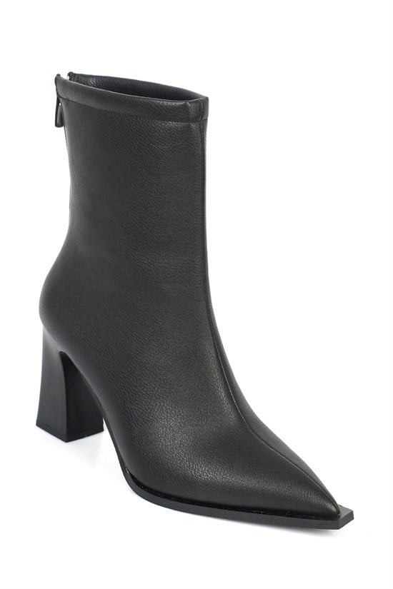 Capone Lizzie Pointed Toe Block Heel Back Zip Elegant Women  Ankle Boot