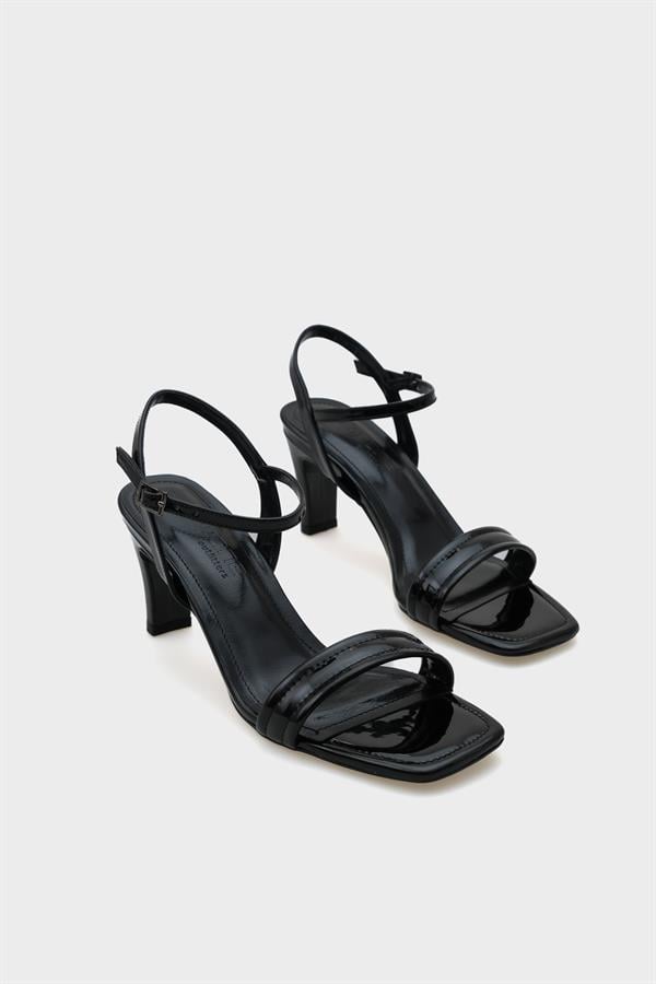 Capone Medium Heeled Single Strap Ankle Strap Women Patent Black Sandals image 4