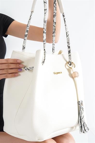 Capone Merida Women White Shoulder Bag image 4