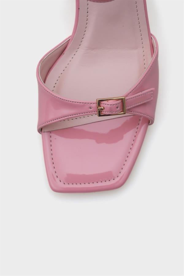 Capone Dale Mid Heel Ankle Strap Buckled Women Pink Sandals image 3