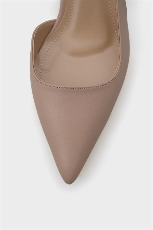 Capone Perla Mid Heel Ankle Strap Pointed Toe Women Beige Shoes image 3