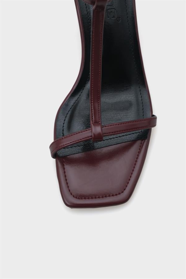 Capone Dalia Mid Heel Ankle Strap Women Burgundy Sandals image 3