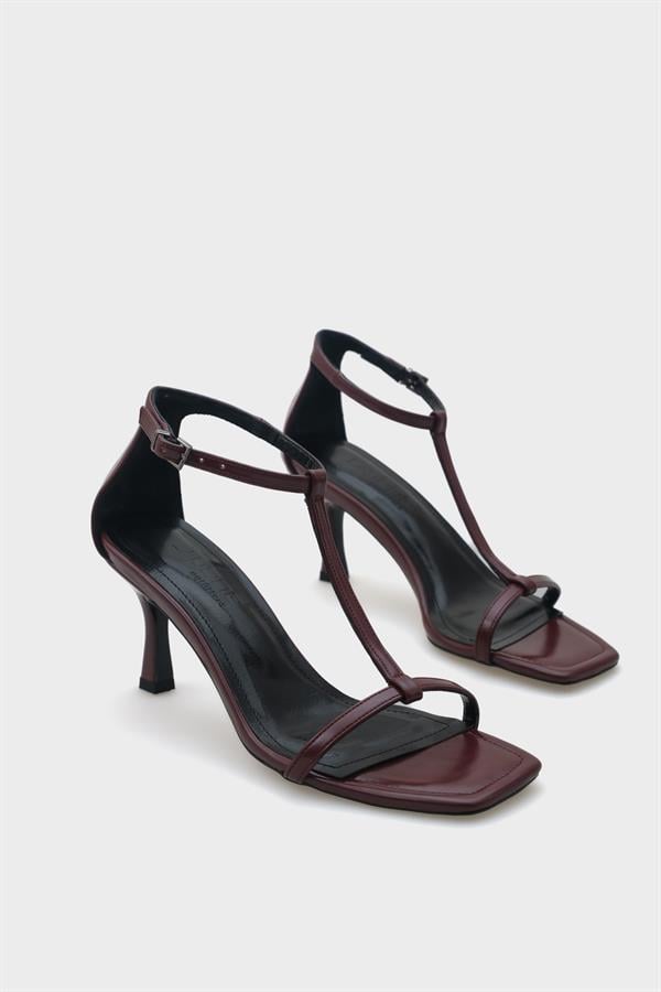 Capone Dalia Mid Heel Ankle Strap Women Burgundy Sandals image 4