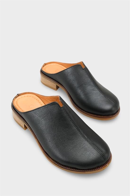 Capone Nancey Genuine Leather Low Heel Women Black Clog image 3