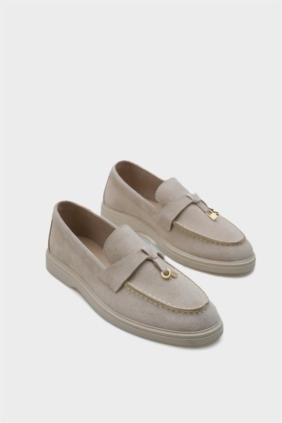 Capone Outfitters 001 Women Beige Loafer image 6